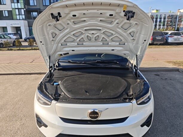 Volvo C40 2022 — 3