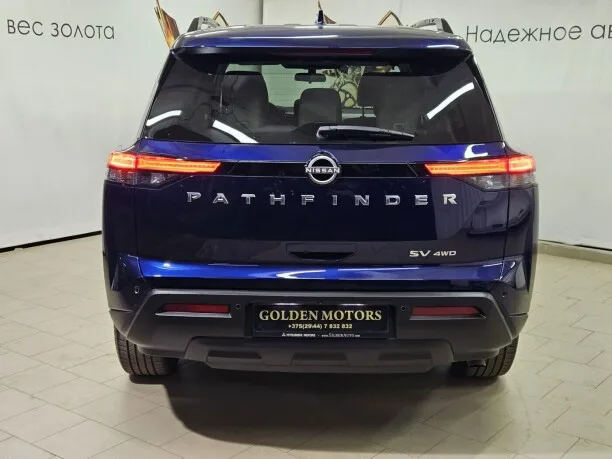 Nissan Pathfinder 2022 — миниатюра 4