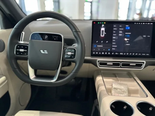 Li Auto L7 2025 — миниатюра 3