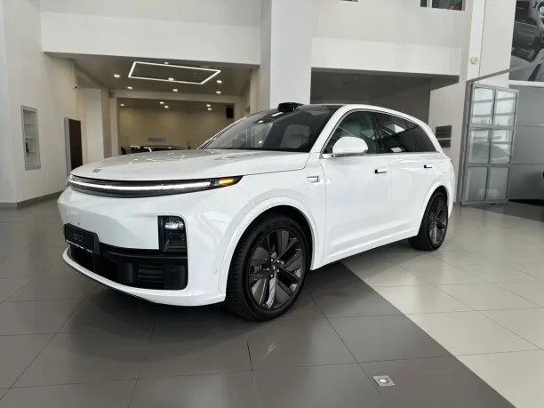 Li Auto L7 2025 — фото 1, купить с доставкой в Москву