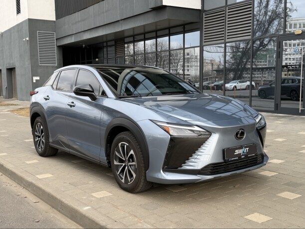 Lexus RZ 2023