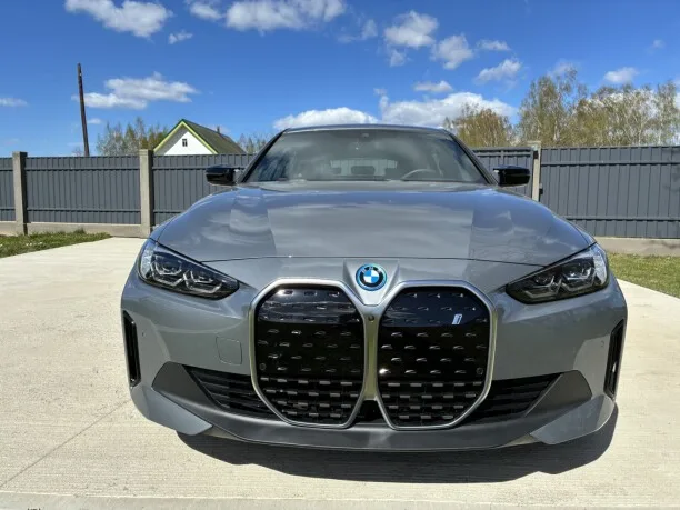 BMW i4 2024 — фото 1, купить с доставкой в Москву
