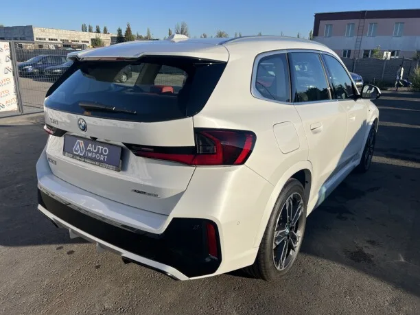 BMW iX1 2024 — миниатюра 4
