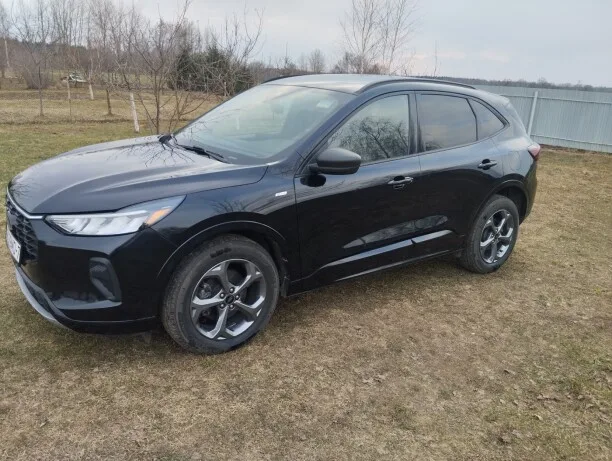 Ford Escape 2023 — миниатюра 3