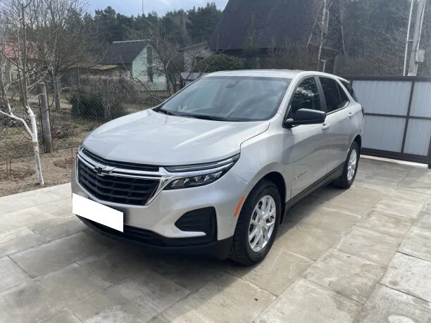 Chevrolet Equinox 2022 — фото 1, купить с доставкой в Москву