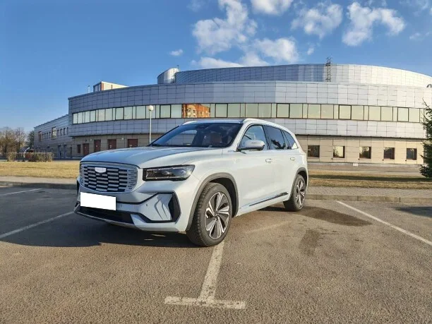 Geely Xingyue L 2023 — фото 1, купить с доставкой в Москву