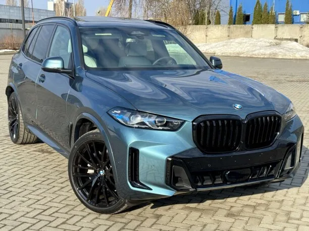 BMW X5 2024 — фото 1, купить с доставкой в Москву