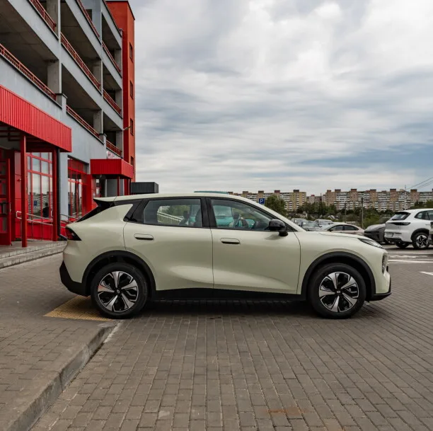 Changan Qiyuan Q05 2026 — миниатюра 2