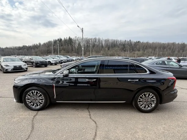 Hongqi H5 2022 — миниатюра 5