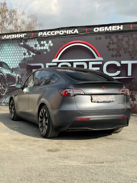 Tesla Model Y 2022 — миниатюра 4