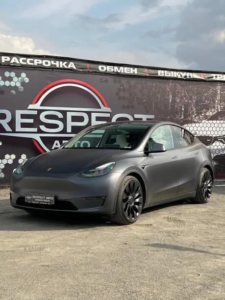 Tesla Model Y 2022 — фото 1, купить с доставкой в Москву