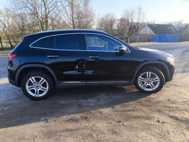 Mercedes-Benz GLA 2022 — 2