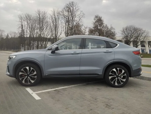 Geely Tugella 2023 — миниатюра 3