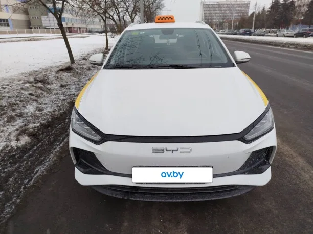 BYD E2 2025 — миниатюра 2