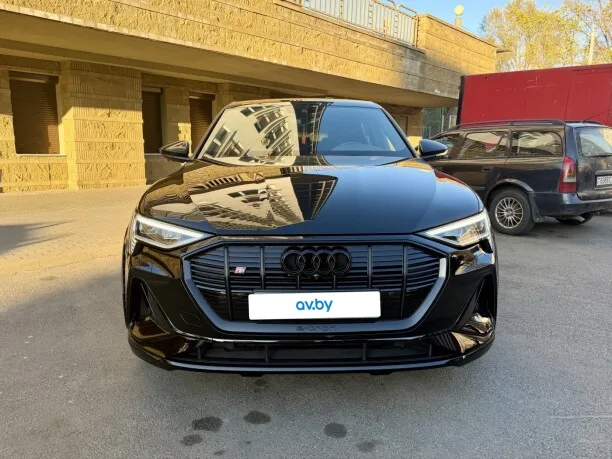 Audi e-tron S Sportback 2022 — миниатюра 5
