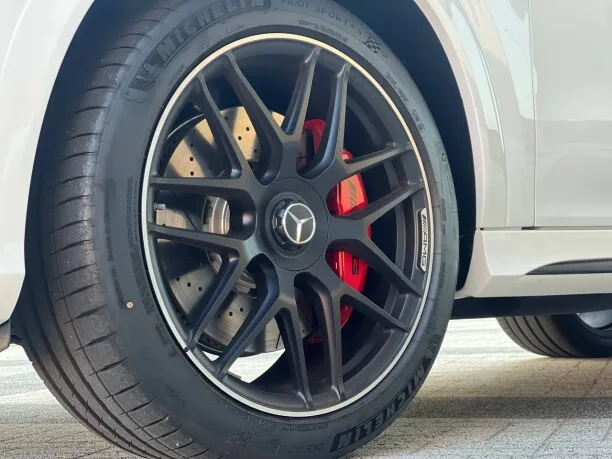 Mercedes-Benz GLE Coupe AMG 2024 — миниатюра 4
