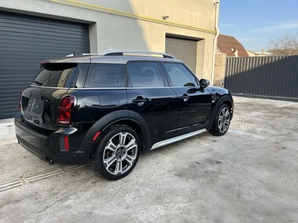 MINI Countryman 2022 — миниатюра 2