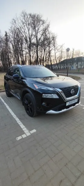 Nissan Rogue 2023 — фото 1, купить с доставкой в Москву