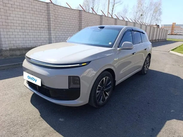 Li Auto L6 2025 — миниатюра 2