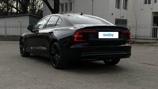 Volvo S60 2023 — миниатюра 2