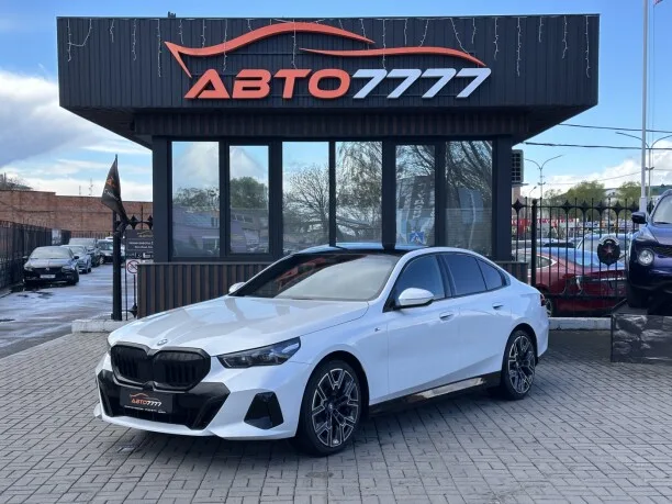 BMW 5 Series 2024 — миниатюра 2