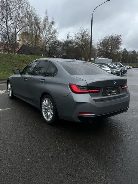 BMW 3 Series 2024 — миниатюра 2