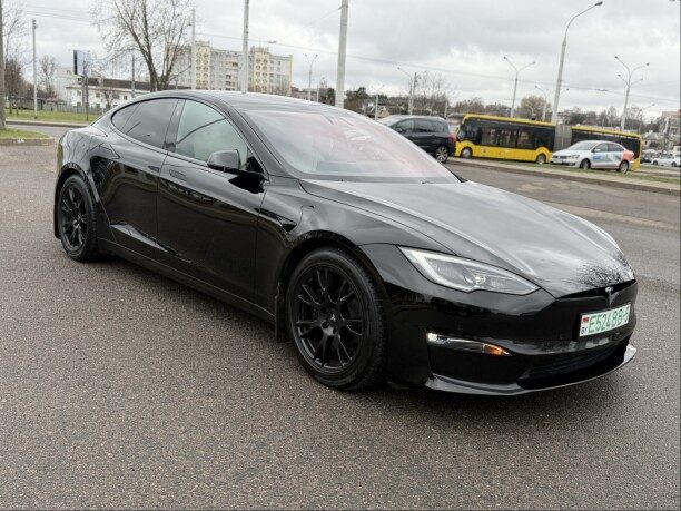 Tesla Model S 2022 — 2