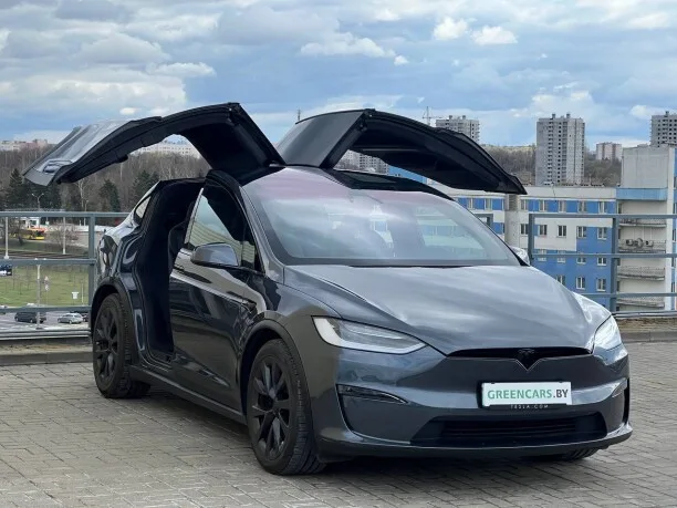 Tesla Model X 2022 — миниатюра 5