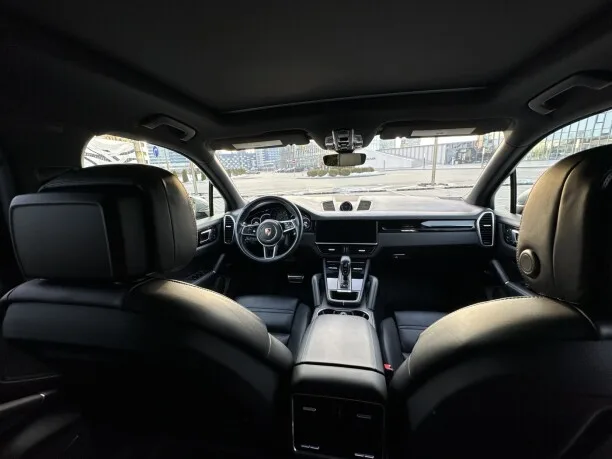 Porsche Cayenne 2022 — миниатюра 3