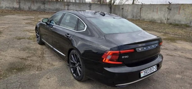 Volvo S90 2023 — миниатюра 2