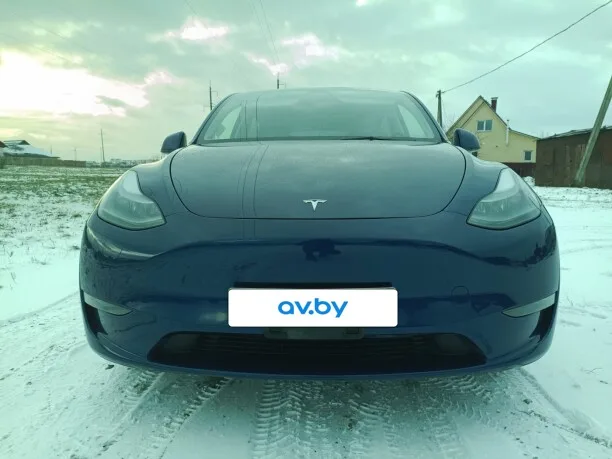 Tesla Model Y 2023 — миниатюра 4