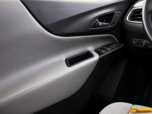 Chevrolet Equinox 2023 — миниатюра 3