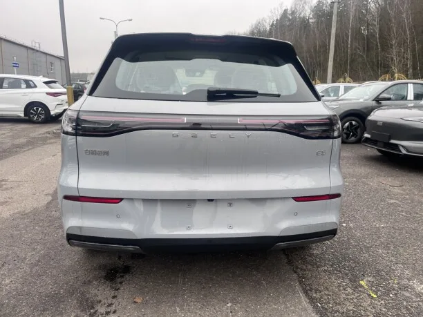 Geely Galaxy E5 2025 — миниатюра 4