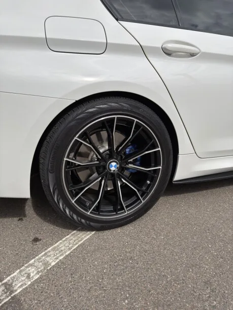 BMW 5 Series 2022 — миниатюра 5