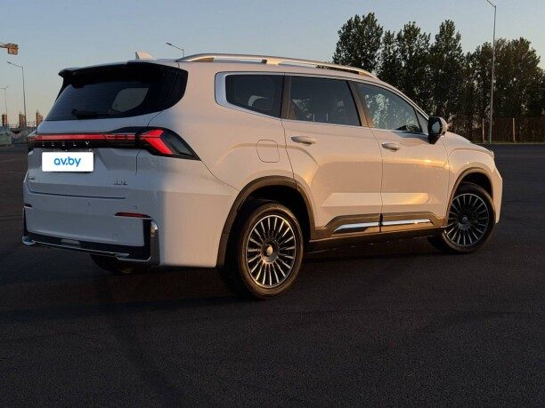 Geely Haoyue L 2024 — 4