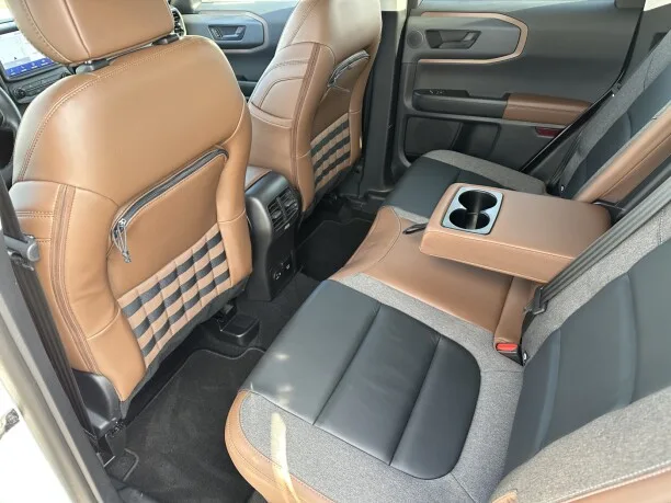 Ford Bronco Sport 2023 — миниатюра 3