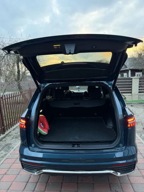 Geely Xingyue L 2023 — миниатюра 4