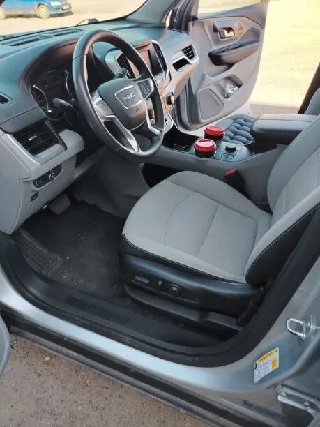 GMC Terrain 2022 — миниатюра 4