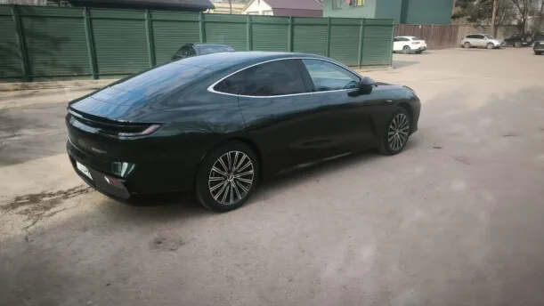 Geely Galaxy Starshine 8 2025 — миниатюра 4