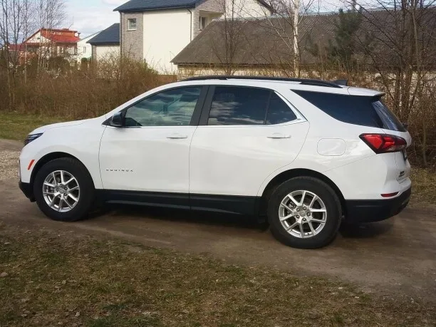 Chevrolet Equinox 2022 — миниатюра 3