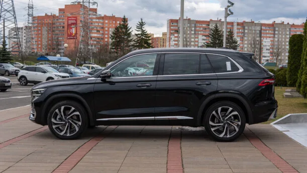 Geely Xingyue L 2023 — миниатюра 2