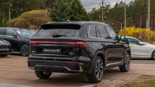 Geely Xingyue L 2023 — миниатюра 5
