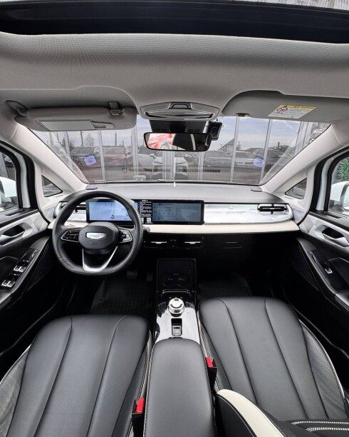 Geely Geometry E 2022 — 3