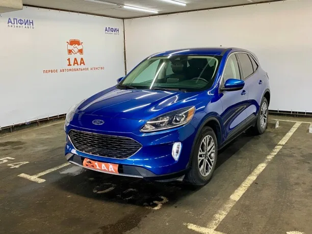 Ford Escape 2022 — фото 1, купить с доставкой в Москву