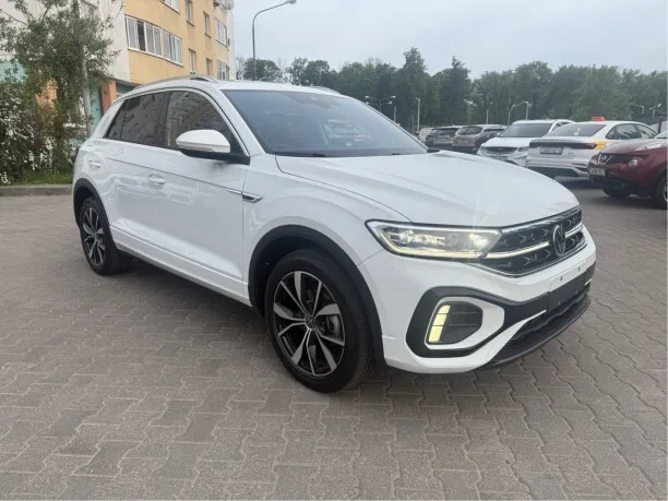 Volkswagen T-Roc 2023 — миниатюра 3