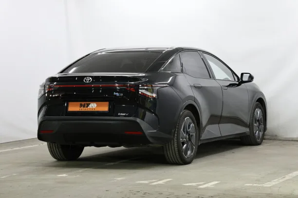 Toyota bZ3 2024 — миниатюра 4