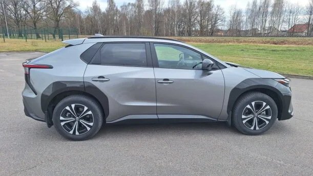 Toyota Bz4X 2022 — миниатюра 5