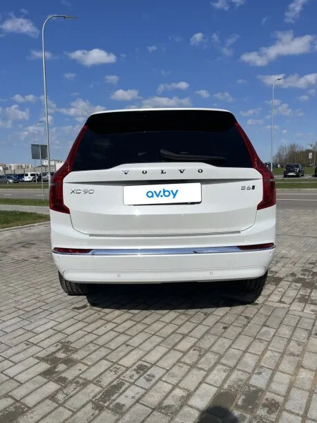 Volvo XC90 2022 — миниатюра 2