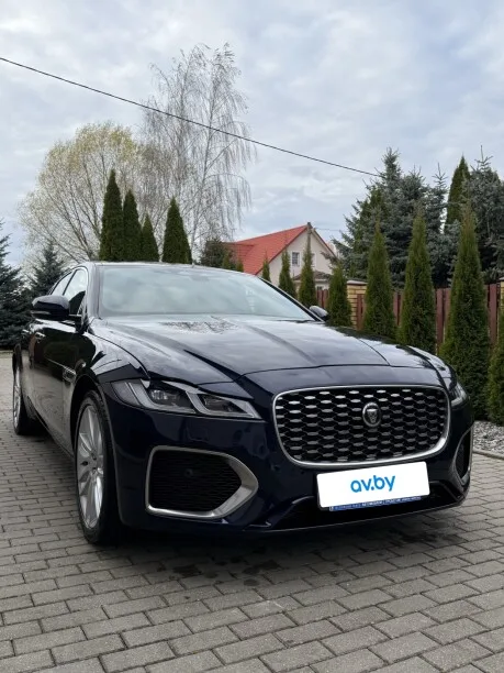 Jaguar XF 2022 — фото 1, купить с доставкой в Москву