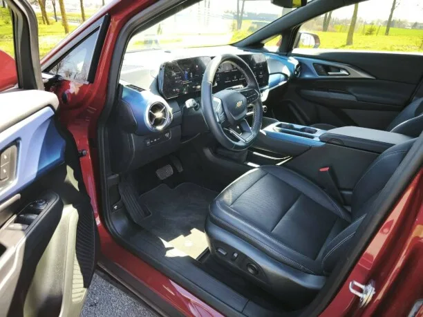 Chevrolet Equinox EV 2025 — миниатюра 3